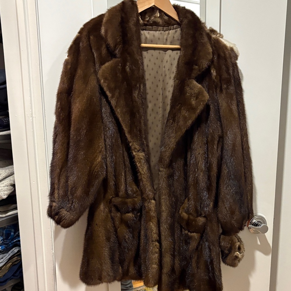 Genuine Brown mink Fur Coat - Poor condition.